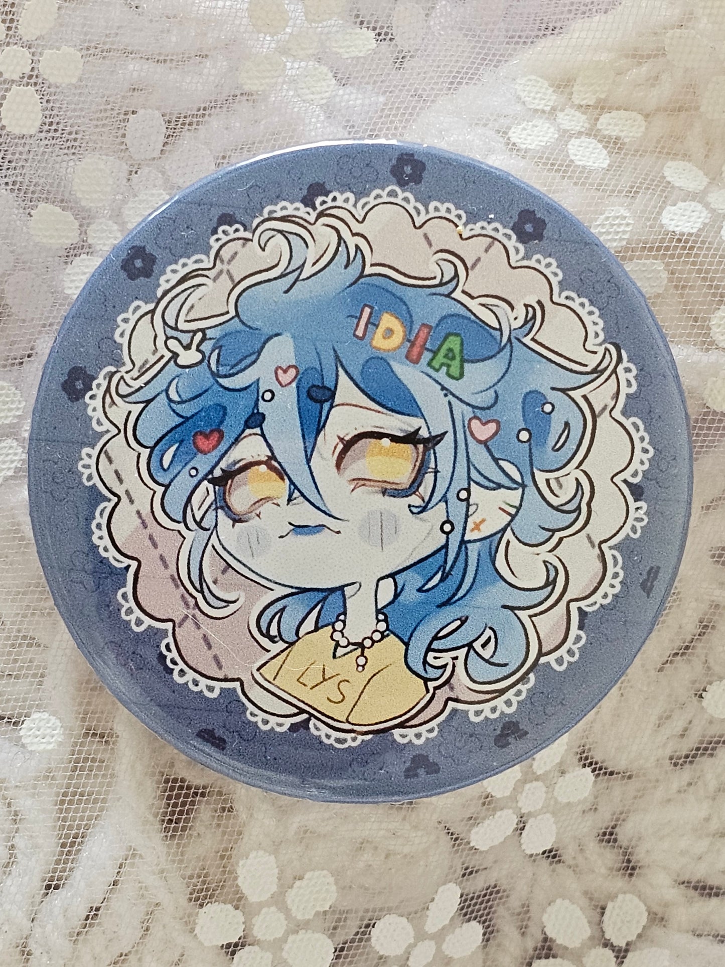 Badge Twisted Wonderland by Art by Lys