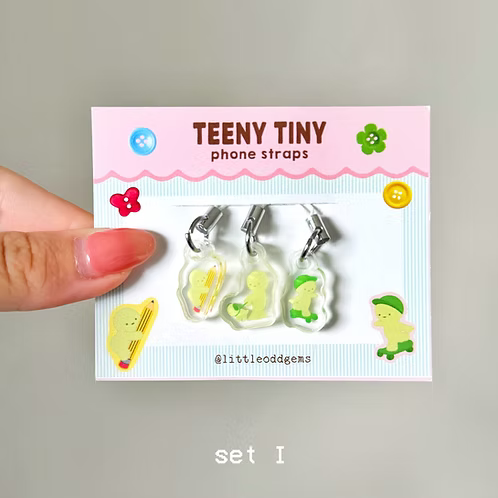 Straps pour téléphone Smiski par Little Odd Gems - Pack de 3 straps - 15 cm