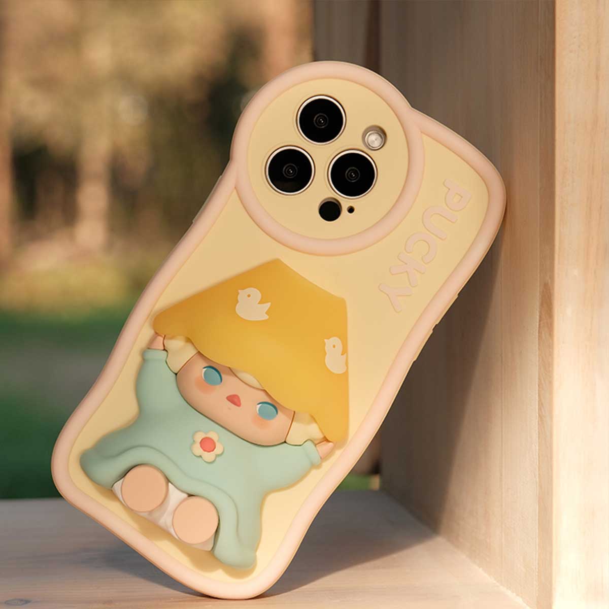 Coque iPhone 15 Pro Max Pucky Pop Mart