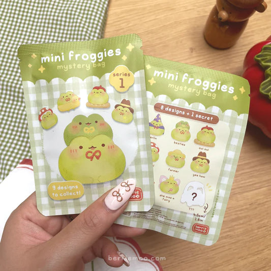 Mini Froggies - series 1 - Blind Bag par Berriemoo