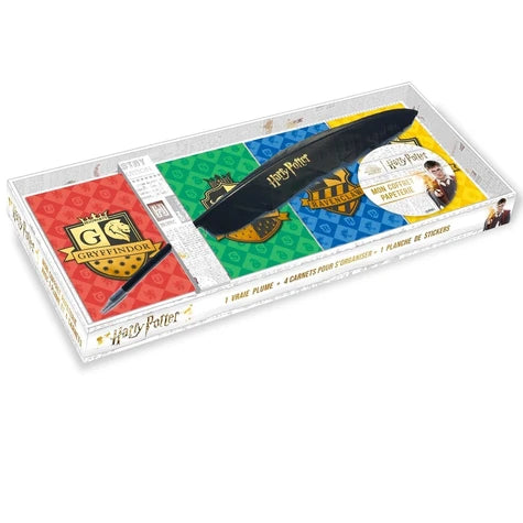 Mon coffret papeterie Harry Potter - Avec 1 vraie plume, 4 carnets, 1 planche de stickers